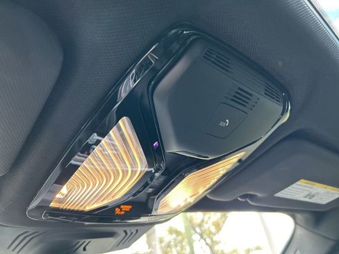 Used 2020 BMW X5 M50i image 53