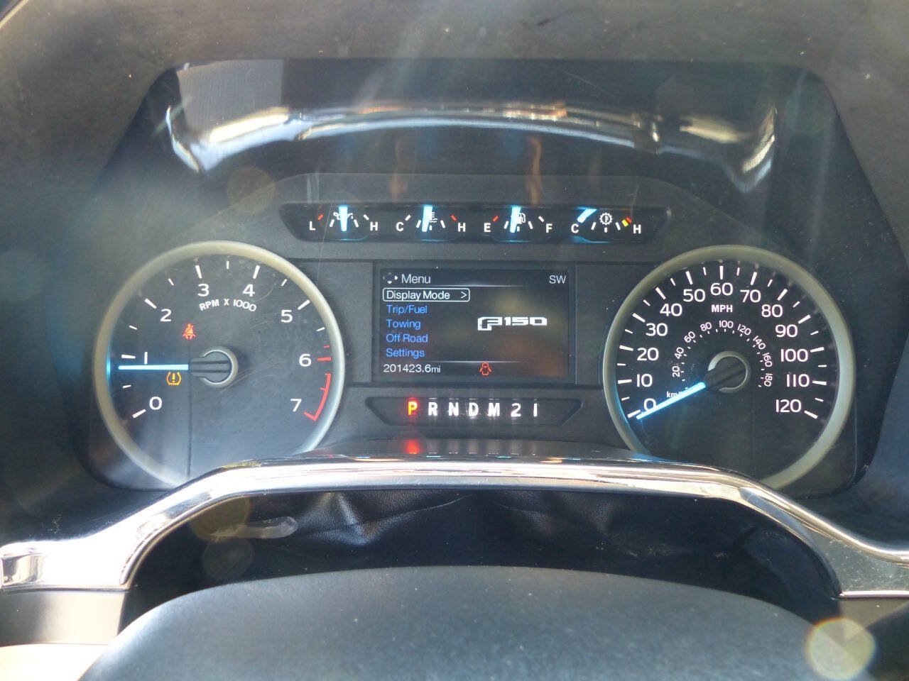 Used 2015 Ford F150 XLT w/ Equipment Group 302A Luxury AWD/4WD image 33