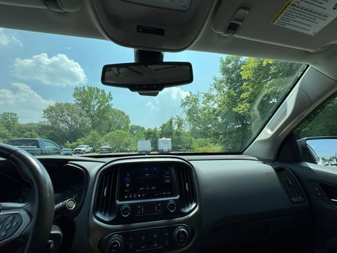 Used 2022 Chevrolet Colorado Z71 image 11