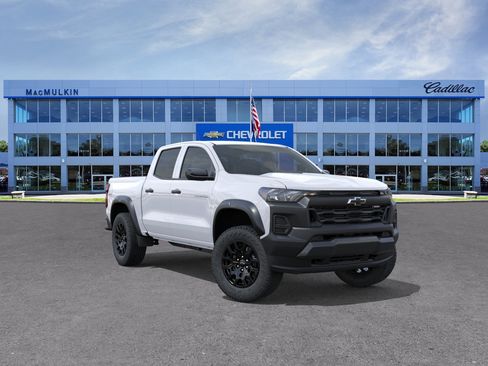 New 2026 Chevrolet Colorado Trail Boss AWD/4WD image 1