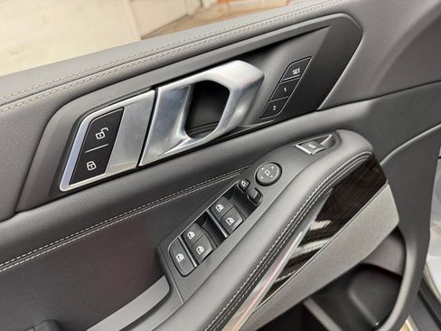 Used 2026 BMW X5 xDrive40i image 11