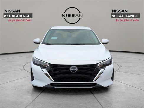 New 2025 Nissan Sentra S image 2