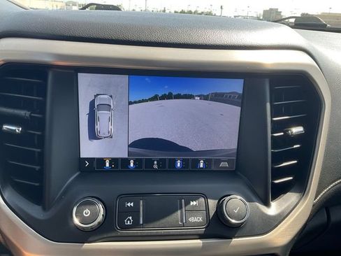 Used 2020 GMC Acadia Denali w/ Technology Package AWD/4WD image 25