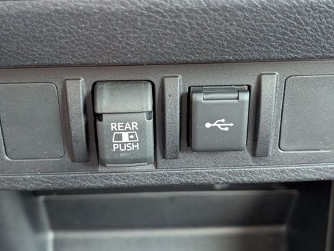 Used 2023 Toyota Tacoma SR5 w/ Technology Package RWD image 18