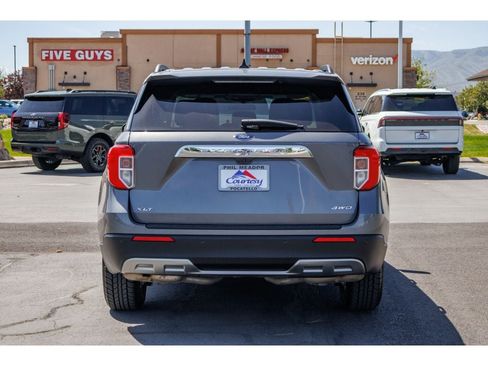 Used 2024 Ford Explorer XLT w/ Equipment Group 202A AWD/4WD image 4