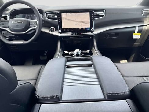 New 2026 Jeep Grand Wagoneer Limited AWD/4WD image 15