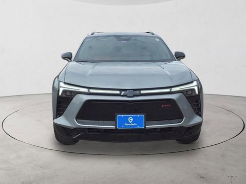 New 2025 Chevrolet Blazer EV RS image 2
