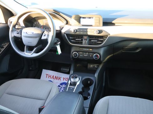 Used 2022 Ford Escape S image 17