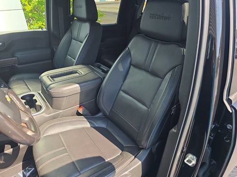 Used 2022 Chevrolet Silverado 2500 High Country w/ Z71 Off-Road Package AWD/4WD image 13