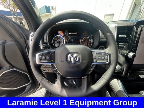 Used 2025 RAM 1500 Laramie image 14