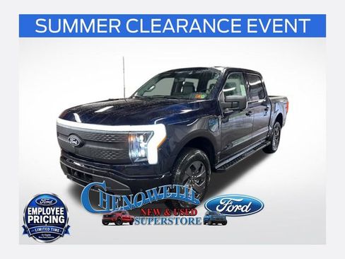 New 2025 Ford F150 Lightning Flash AWD/4WD image 1