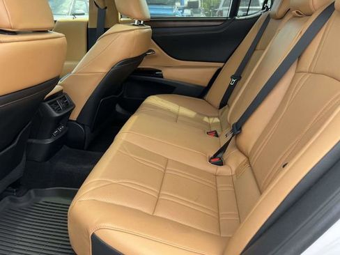 Used 2022 Lexus ES 350 Ultra Luxury FWD image 7
