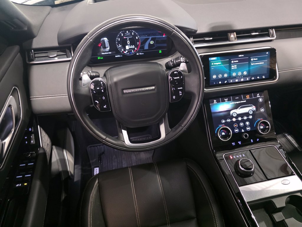 Used 2019 Land Rover Range Rover Velar R-Dynamic SE AWD/4WD image 19