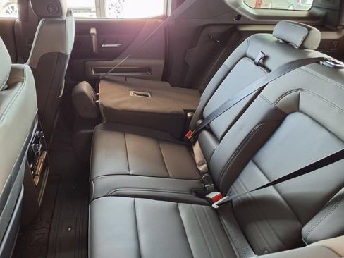 New 2025 GMC Hummer EV 3X w/ Extreme Off-Road Package AWD/4WD image 9