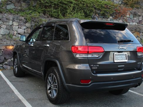 Used 2018 Jeep Grand Cherokee Limited image 7