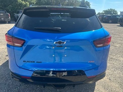 Used 2024 Chevrolet Blazer RS w/ Driver Confidence II Package AWD/4WD image 6