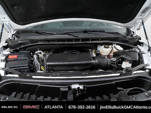 Used 2025 Chevrolet Tahoe LT image 35