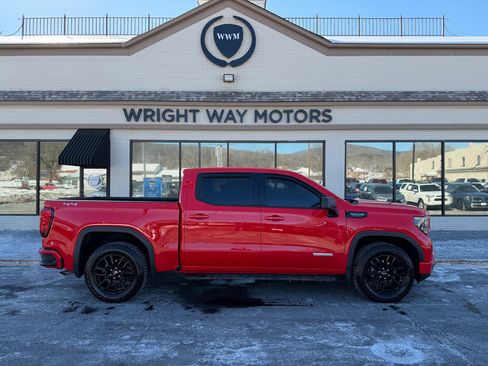 Used 2022 GMC Sierra 1500 Elevation image 2