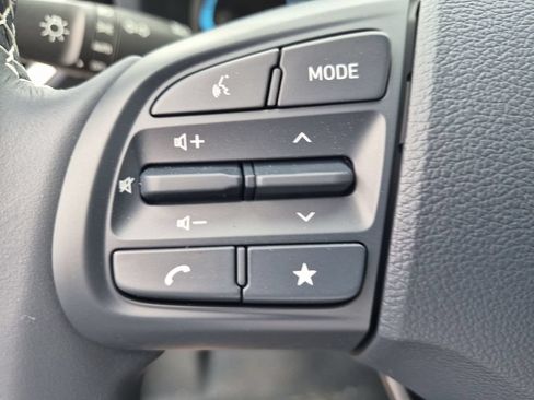 New 2026 Hyundai Venue SEL FWD image 18