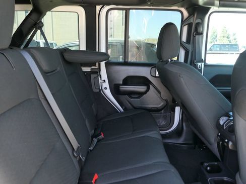 Used 2021 Jeep Wrangler Unlimited Sport AWD/4WD image 24