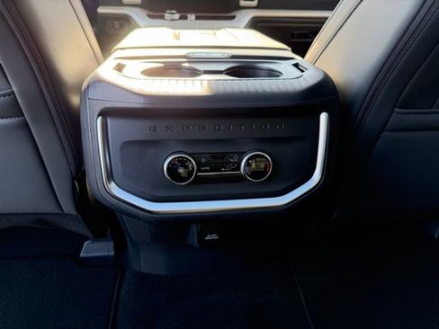 New 2025 Ford Expedition Max Active image 21