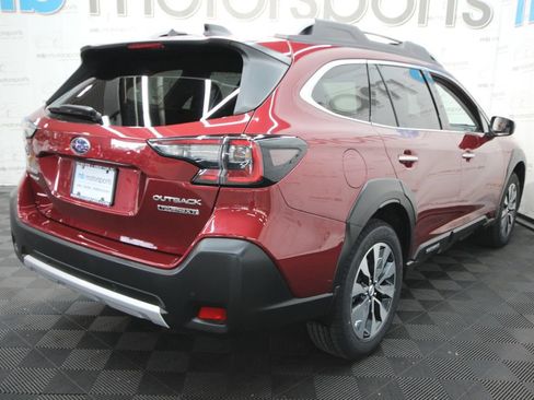 Used 2023 Subaru Outback Touring XT AWD/4WD image 8
