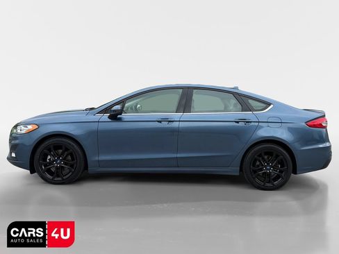 Used 2019 Ford Fusion SE w/ Equipment Group 151A FWD image 4
