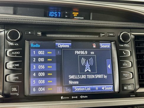 Used 2017 Toyota Highlander Limited AWD/4WD image 14