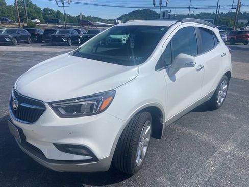Used 2019 Buick Encore Essence w/ Experience Buick Package AWD/4WD image 4
