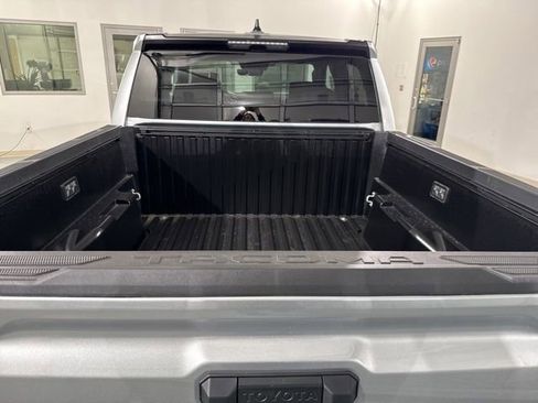 New 2025 Toyota Tacoma SR5 image 9