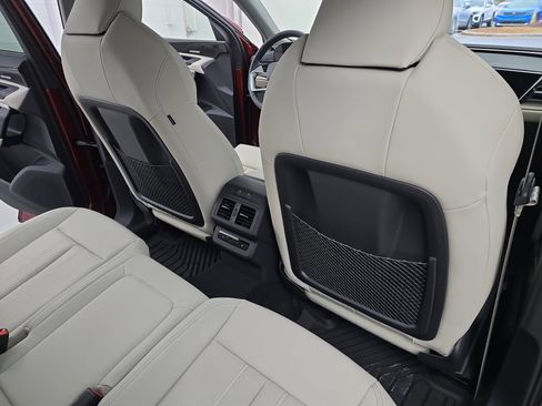 New 2025 Audi Q5 Prestige image 11