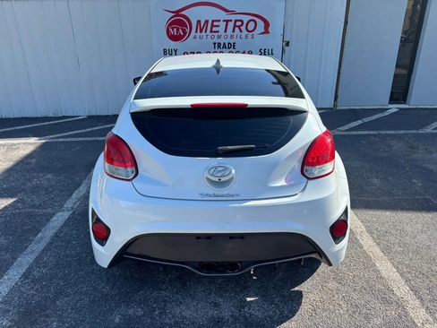 Used 2015 Hyundai Veloster Turbo image 5