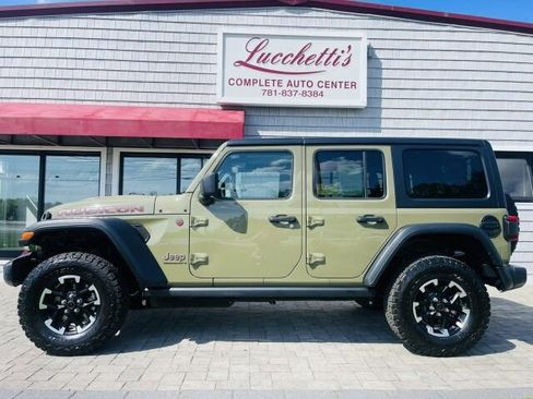 Used 2026 Jeep Wrangler Unlimited Rubicon AWD/4WD image 2