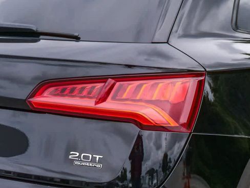 Used 2018 Audi Q5 Premium image 9