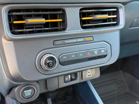 Used 2025 Ford Maverick Tremor AWD/4WD image 27