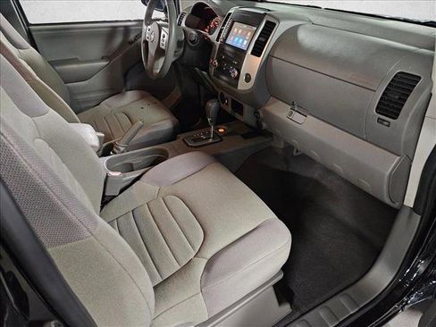 Used 2021 Nissan Frontier S image 19