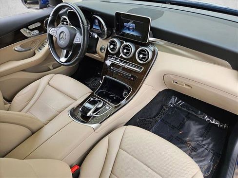 Used 2017 Mercedes-Benz GLC 300 4MATIC image 26