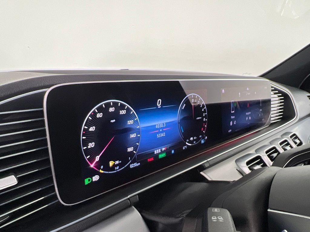 Used 2024 Mercedes-Benz GLE 450e 4MATIC image 33