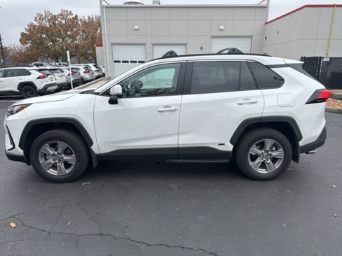 Certified 2025 Toyota RAV4 XLE image 6