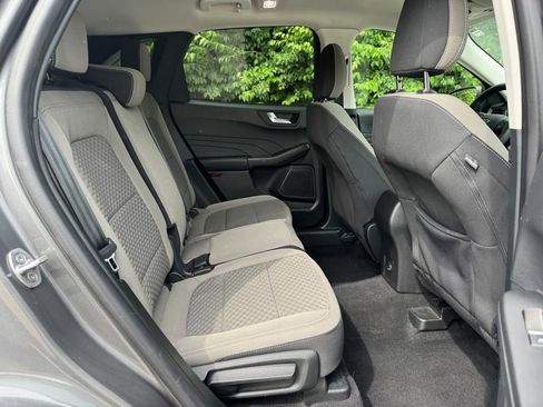 Used 2021 Ford Escape SE FWD image 13