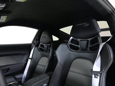 Certified 2025 Porsche 911 GT3 RS image 5