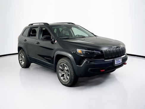 Used 2022 Jeep Cherokee Trailhawk w/ Premium Leather Package image 3