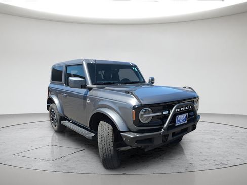 Used 2022 Ford Bronco Outer Banks AWD/4WD image 3