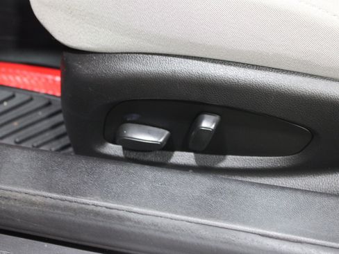 Used 2023 Chevrolet Camaro LT RWD image 5