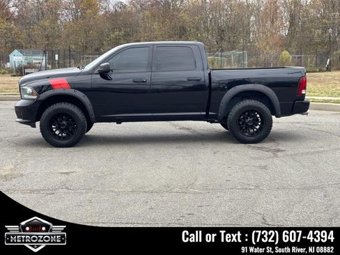 Used 2014 RAM 1500 Express w/ Black Ram 1500 Express Group image 5