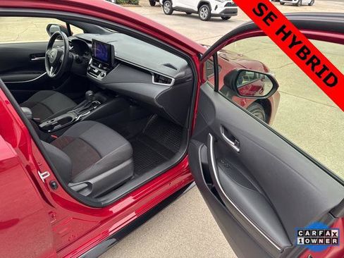 Certified 2024 Toyota Corolla SE image 11