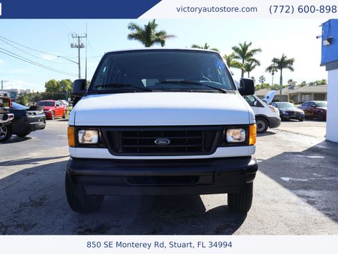 Used 2003 Ford E-350 and Econoline 350 XL image 3