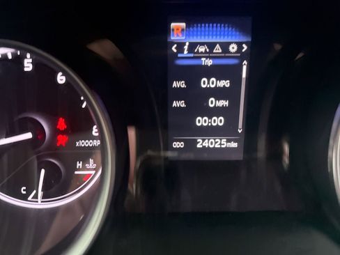 Used 2024 Toyota Camry LE image 9