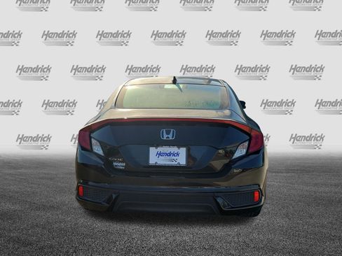 Used 2020 Honda Civic EX image 6