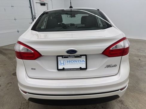 Used 2016 Ford Fiesta SE image 6